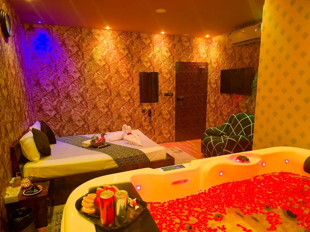 Jacuzzi Room